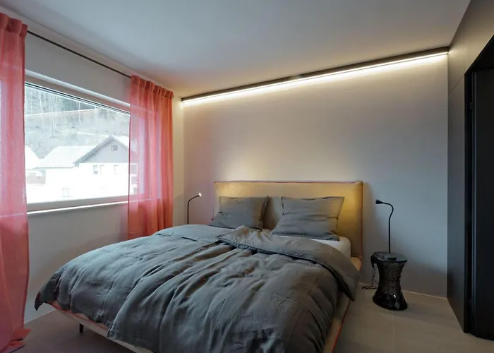 Z By Interhome * 斯拉德明